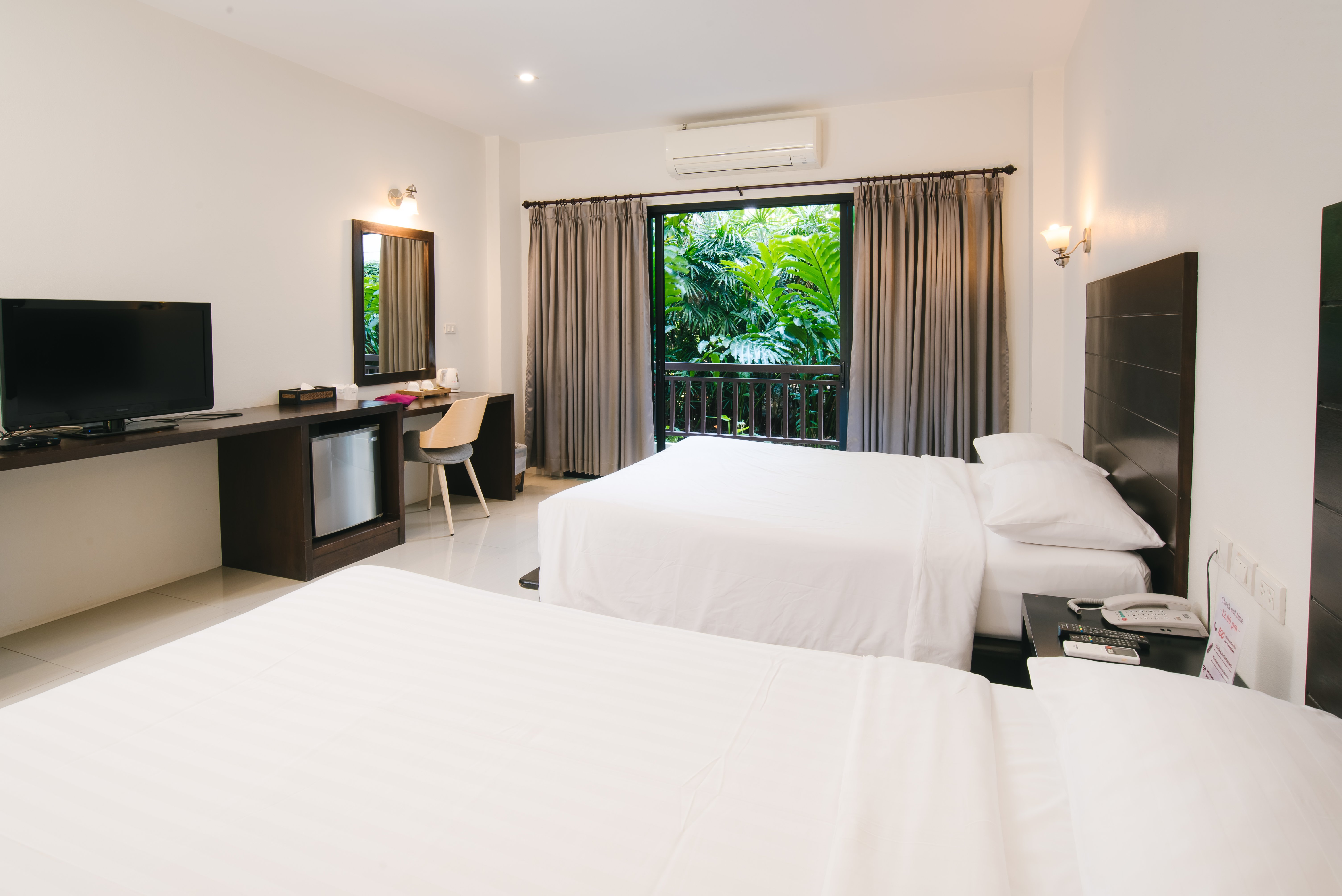 Family Room beds