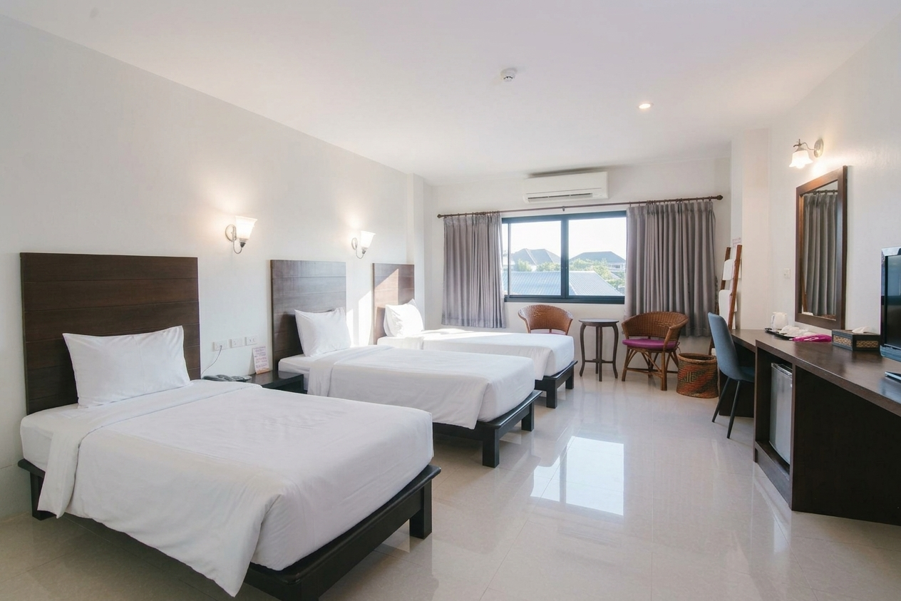 Triple Room