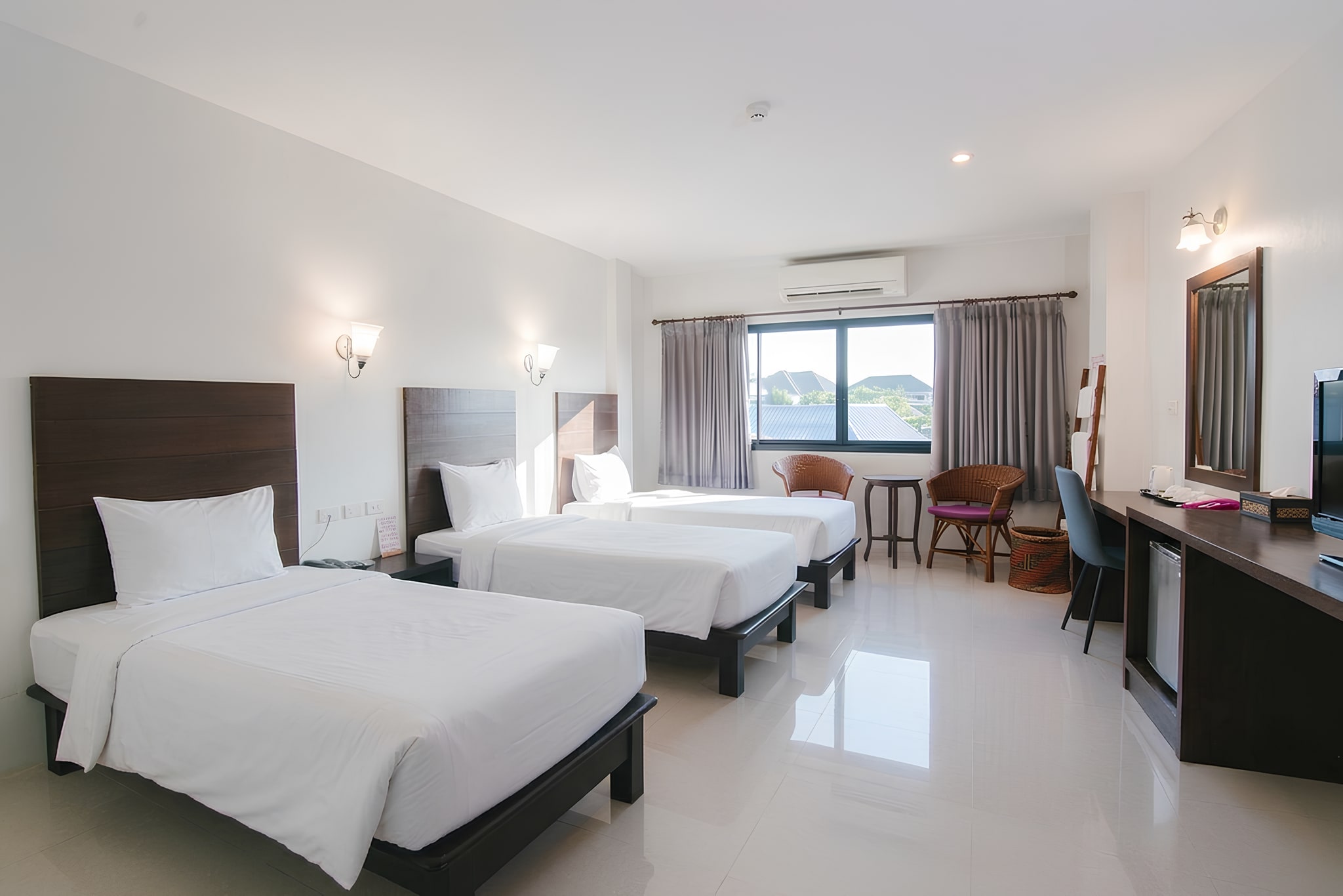 Triple Room